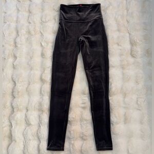 SPANX Velvet Leggings